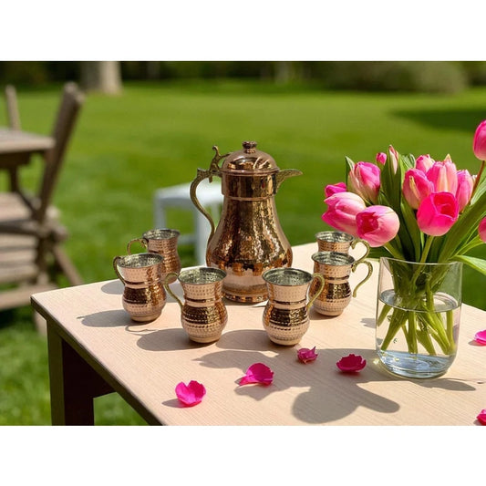 Bakır Dünyası – 7 Parça El İşçiliği Kapaklı Bakır Sürahi Takımı (2 L Sürahi + 6 Bardak)