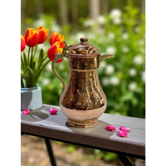 Bakır Dünyası - 2 Litre El Dövmesi Bakır Sürahi | Geleneksel Maraş Dövme Sanatı | Kapaklı Saf Bakır | Sağlıklı Sunum ve Dekorasyon